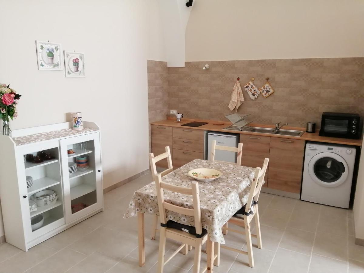 Casa Dell'Arco Apartment โมโนโปลี ภายนอก รูปภาพ