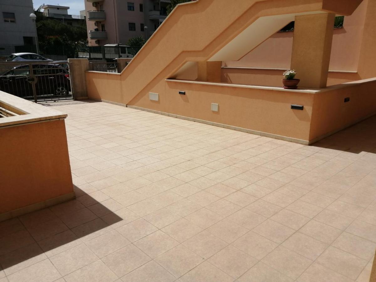 Casa Dell'Arco Apartment โมโนโปลี ภายนอก รูปภาพ