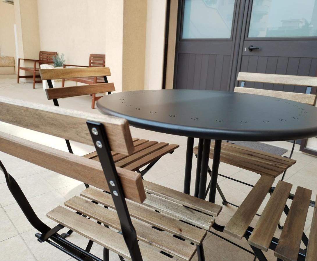 Casa Dell'Arco Apartment โมโนโปลี ภายนอก รูปภาพ